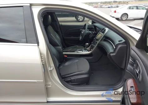 2013 Chevrolet Malibu Eco z USA, uszkodzony, nr VIN 1G11D5SR2DF181499